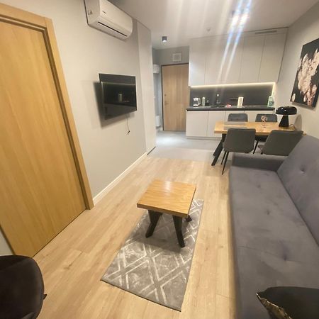 Wiktoryn 6 Piekne Nowe Apartamenty Z Duzymi Balkonami Warschau Buitenkant foto