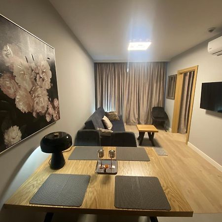 Wiktoryn 6 Piekne Nowe Apartamenty Z Duzymi Balkonami Warschau Buitenkant foto